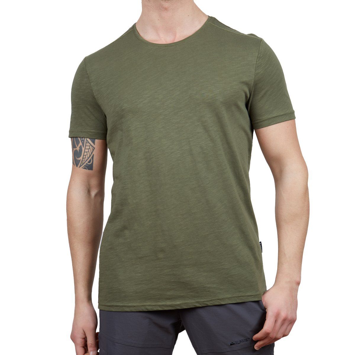 Alpinist Albino Basic T-Shirt Haki