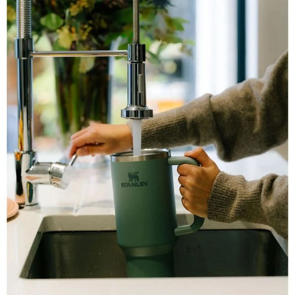 Stanley Quencher Pipetli Termos Bardak 1.18 Lt