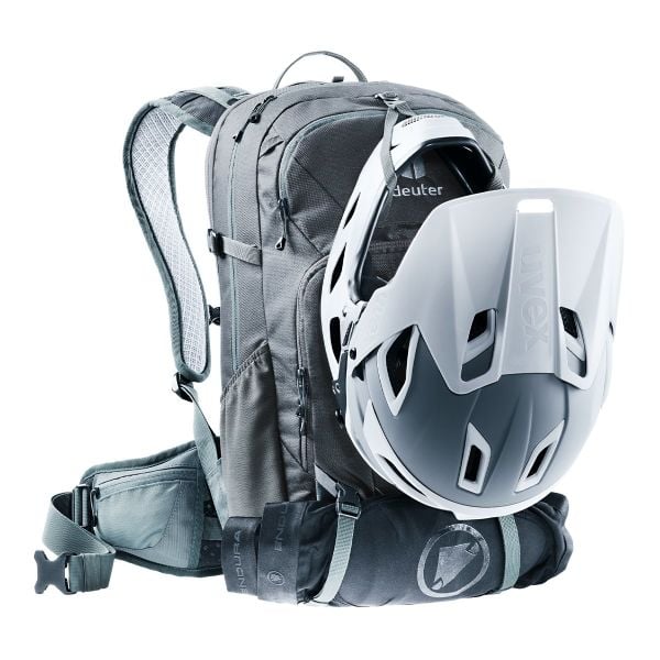 Deuter Attack 20 Litre Sırt Çantası